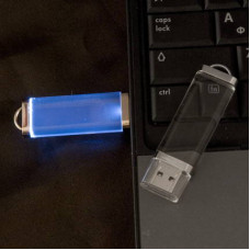 USB-Flash накопитель (флешка) прозрачная 'SHINE' из акрила, 16 Gb, с синей подсветкой-114_1940102