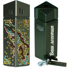 Зажигалка 'CRICKET Premium Paris' газовая, инкрустирована кристаллами Swarovski, модель Manimal 1, цвет тёмно-зелёный-114_3620123