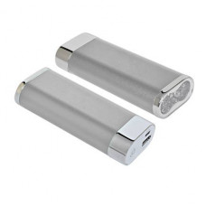 Универсальное зарядное устройство 'Light' (5200 mAh) с фонариком-114_2150019